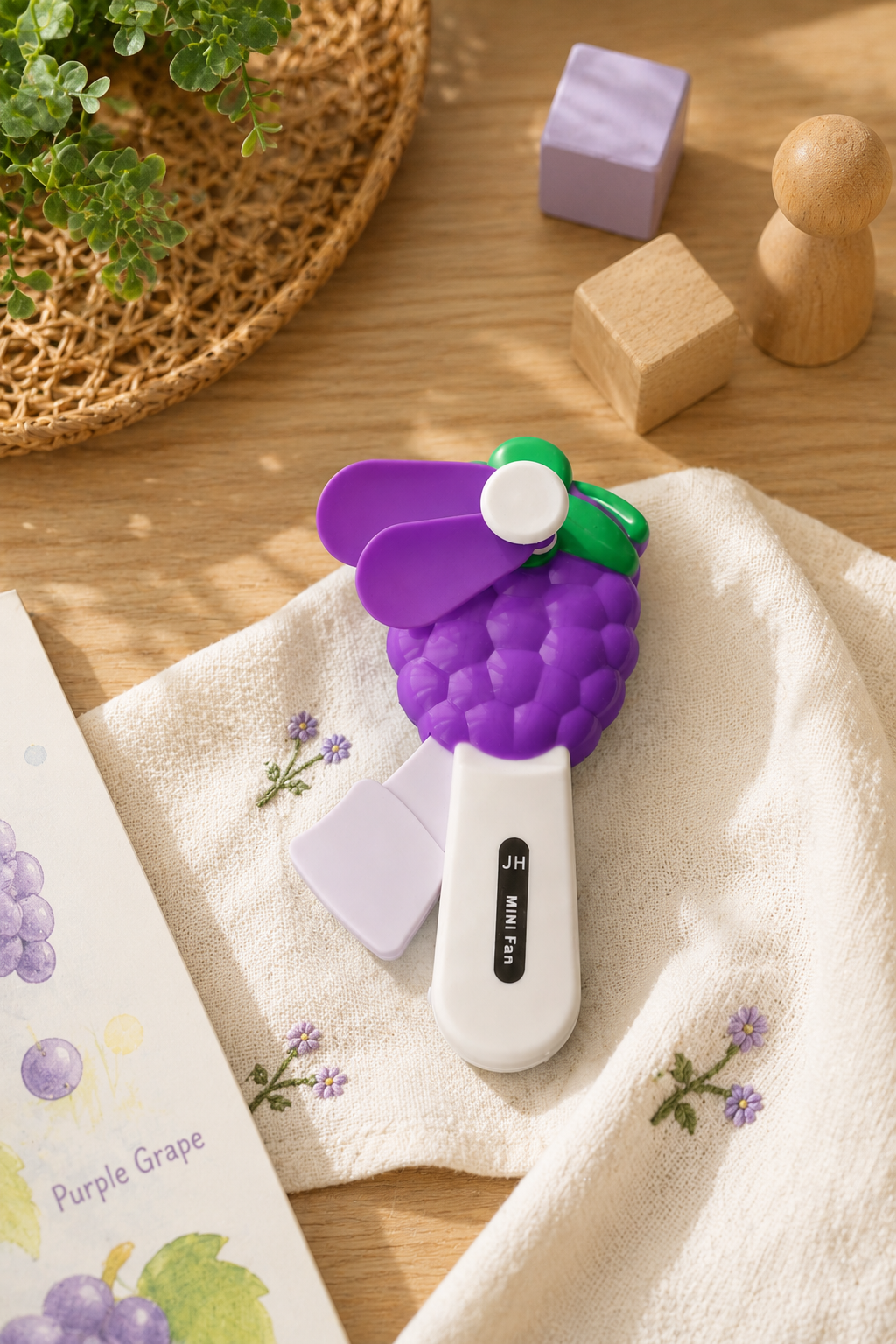 Portable Grape Shape Mini Fan for Summer Travel & Office